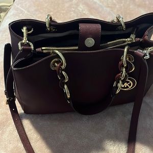 Michael kors purse